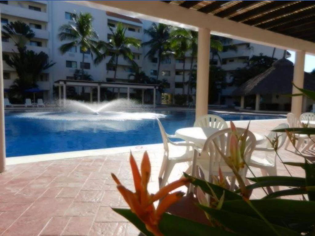 Marina Fiesta Aparthotel Nuevo Vallarta Exteriör bild